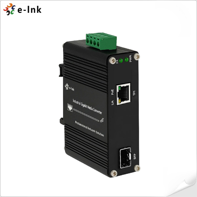 Industrial PoE Media Converter 100 1000BASE-X SFP tot 10 100 1000BASE-T 802.3 bij 30W