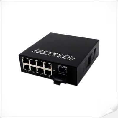 8-poorts 10/100Base-TX + 1-poorts 100Base-FX Glasvezel Ethernet Switch