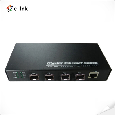 Zelfgeconfigureerde 3-poorts 10/100/1000BASE-T + 4-poorts 1000BASE SFP Ethernet Switch