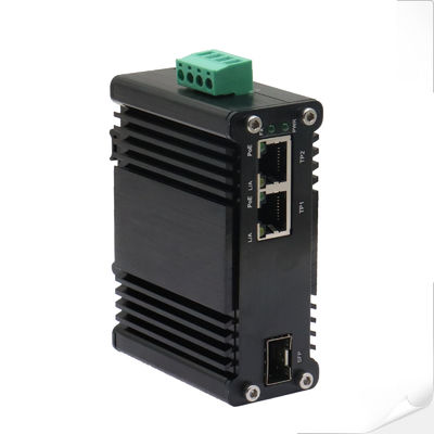 Mini Industrial 1-Port 100/1000X SFP naar 2-Port 10/100/1000T 90W PoE++ Media Converter