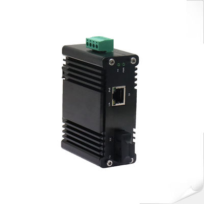 Mini Industrial 100/1000BASE-X naar 10/100/1000BASE-T 30W PoE+ Media Converter